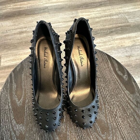 Michael Antonio Lane spiked pumps black size 7 - Picture 1 of 5